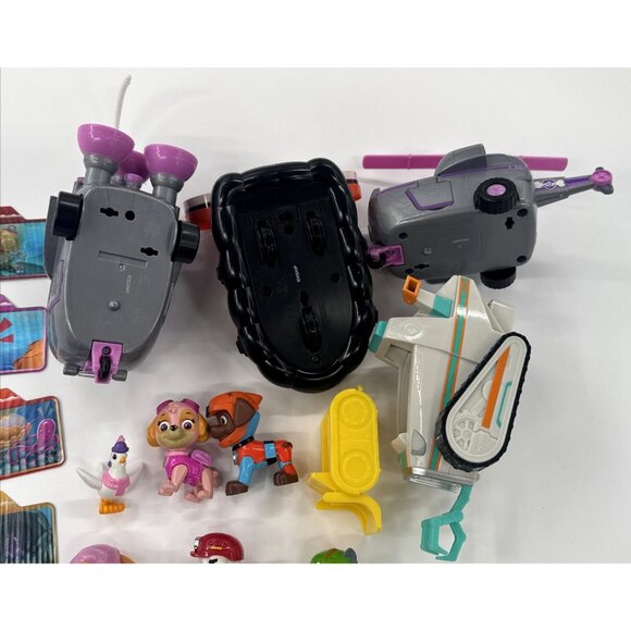 Paw Patrol Sea Rescue Pups Figures Vehicles Lot of 21 Extras Pup Pad Cards Toys - Picture 7 of 12